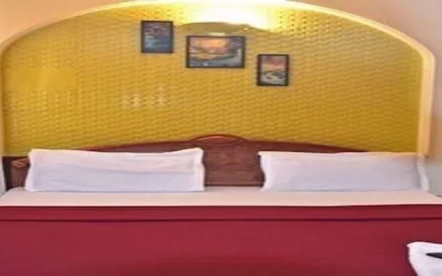 Room Maangta 111 @ Andheri East