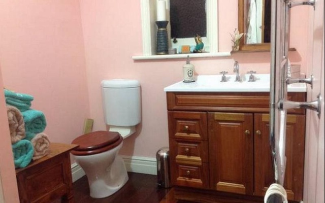 The Green Welly Stop – Bathroom – Bridgetown