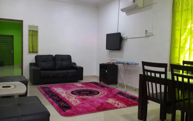 Noor Homestay