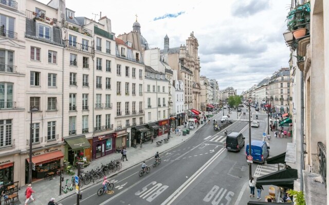 Bright 1-bedroom Flat, 2min From Saint-paul Metro