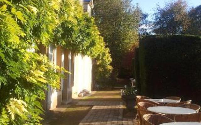 Hotel La Croix De Vernuche