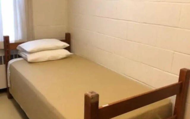 FX Hall Residences - Hostel