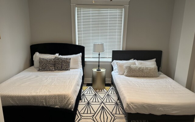 Luxe Spot Suites