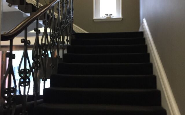 Quebecs Luxury Aparthotel