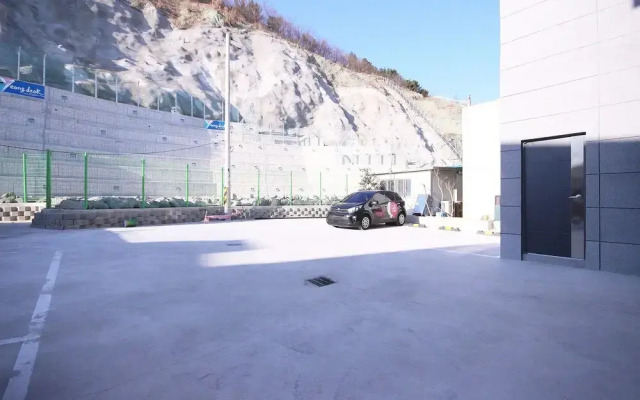 Yeongdeok Ganggu Port Stay