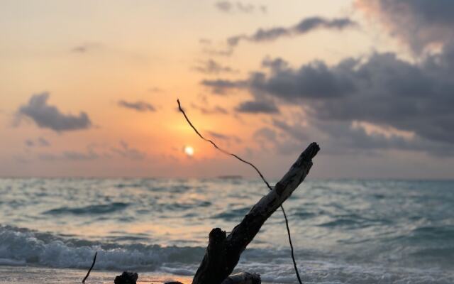 Infinity Dhiffushi