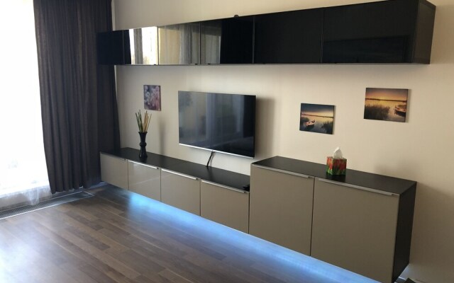 DeLuxe Apartments