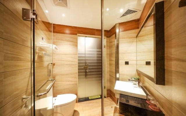 Jiangmen Park Lane Hotel (Gangzhou Avenue Baiyi Branch) – Bathroom – Jiangmen