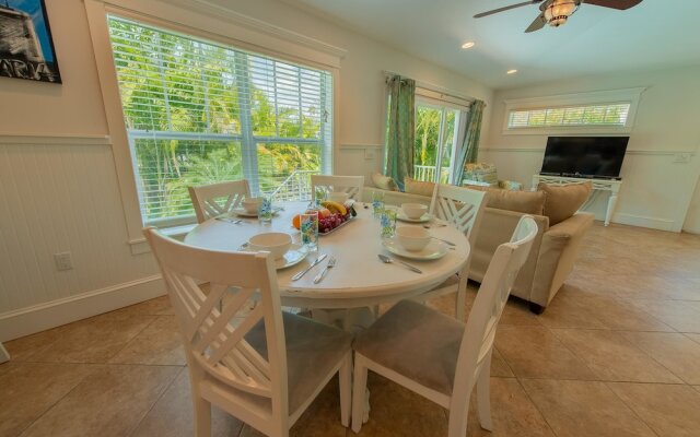 Hawaiian Tide Apartment 3