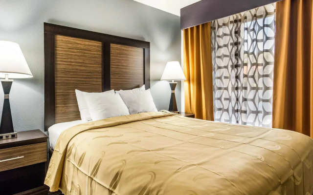 Quality Inn near Six Flags