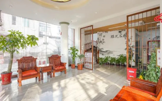 Shanghai Fuchunju Yayue Inn