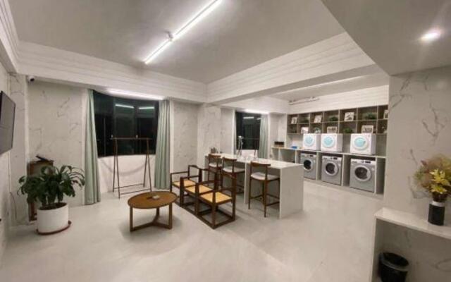 Yangmei Enjoy Hotels