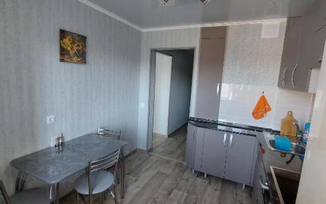 ApartLux on Slavskogo 14