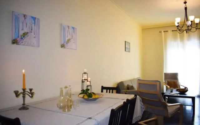 Marble Cool 2-bedroom Down Town Yard House