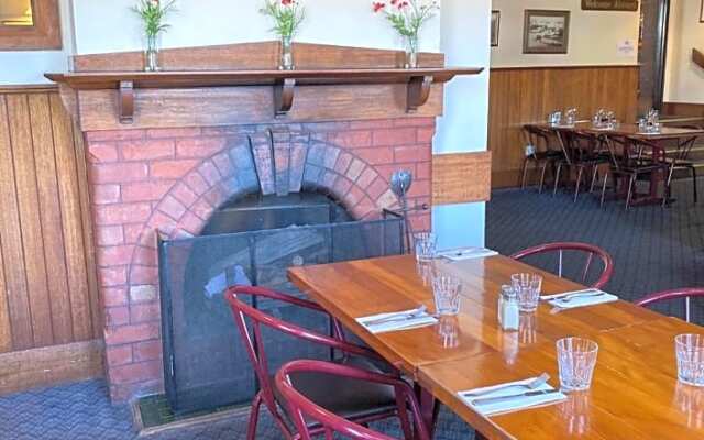 The Shipwrights Arms