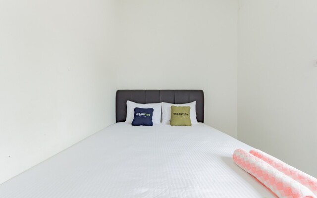 Urbanview Hotel La De Grizz Syariah Sampit by RedDoorz