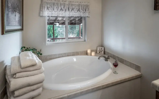 137 Gavilan Hills Road