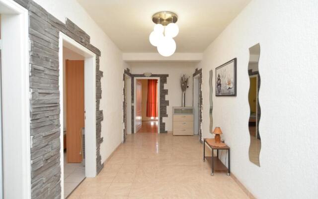 Apartments Smiljan 1466
