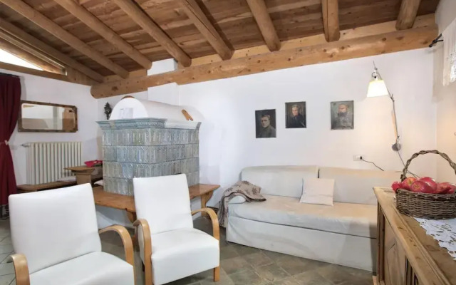 Cottage in Bellamonte With hot tub