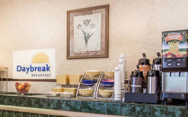 Days Inn by Wyndham Melbourne