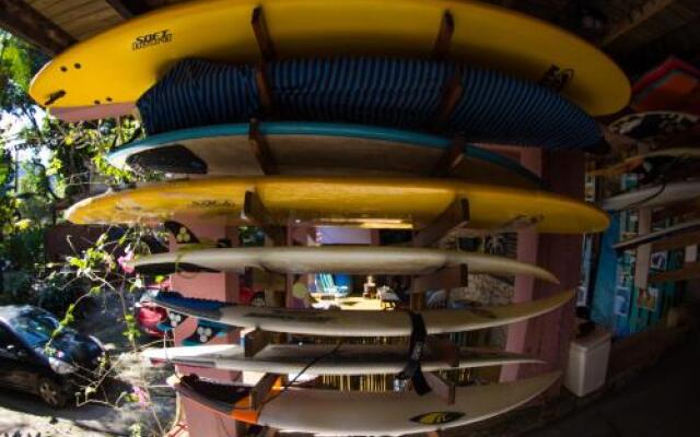 Surftopia Surf House