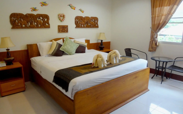 Ngamta Hotel