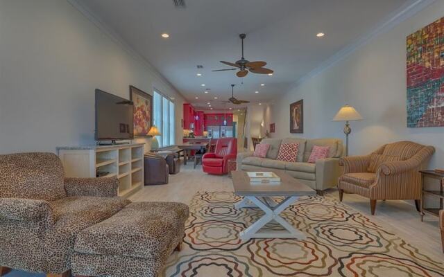 Pearl West by Meyer Vacation Rentals