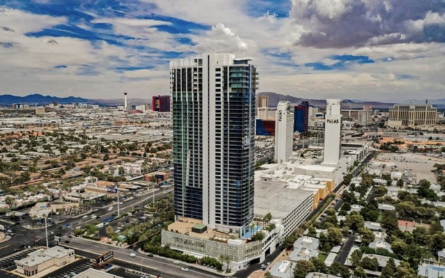 Palms Place - VIP Vacation Suites
