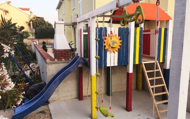 Luxurious Apartment in Vodice With Garden