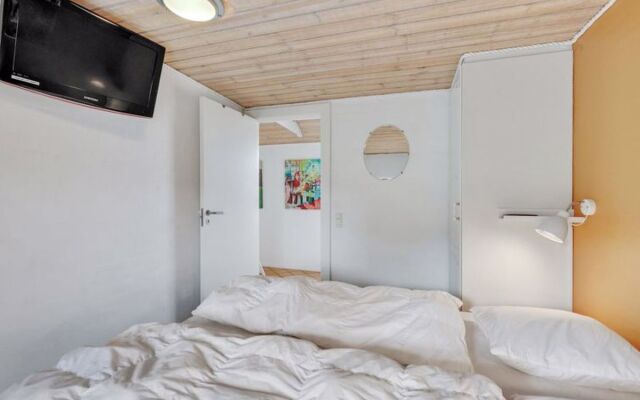 "Alyna" - 300m from the sea in Western Jutland