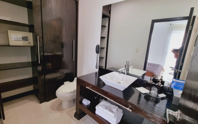 Habitat Suites Hotel
