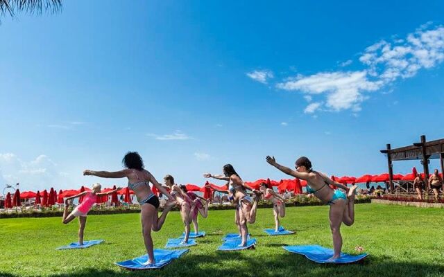 Clover Magic Seagate Belek Hotel