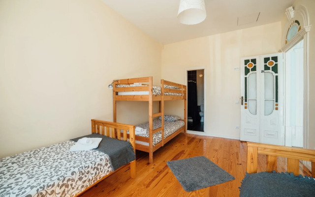 SwissPorto Guest House