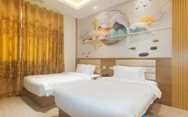 Home Me Hotel by RedDoorz