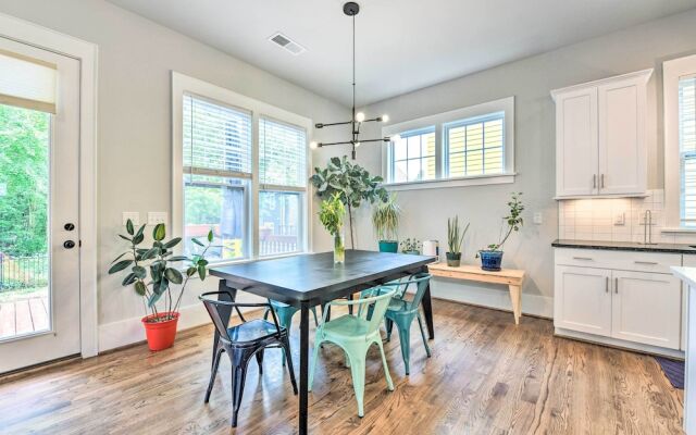 Modern Charlotte Home ~ 4 Mi to Downtown!
