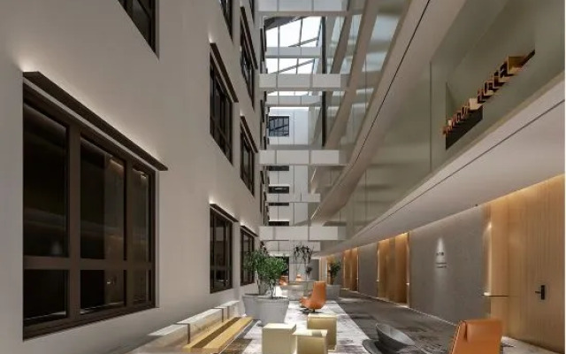 Rhonda International Collection Hotel (Zhongshan Henglan Commercial Center Store)