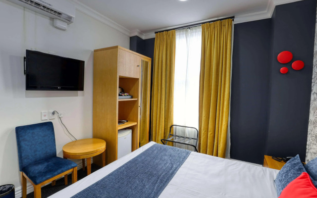 Ramada by Wyndham Hamilton City Center