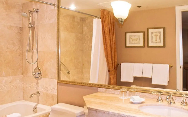 Wedgewood Hotel & Spa