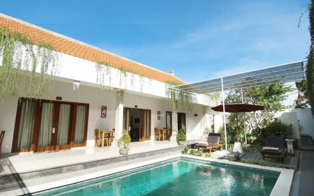 Airy Seminyak Kerobokan Persada Dua 3 Bali