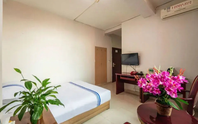 Donghao Hotel (Xichang tourism distribution center store)