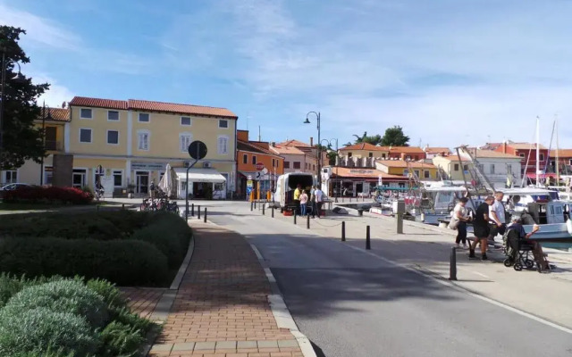 Holiday home in Rogoznica 39566