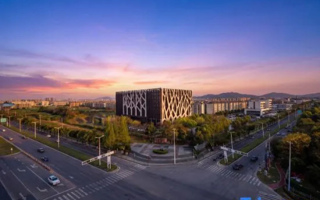 Tangdi Oriental Hotel