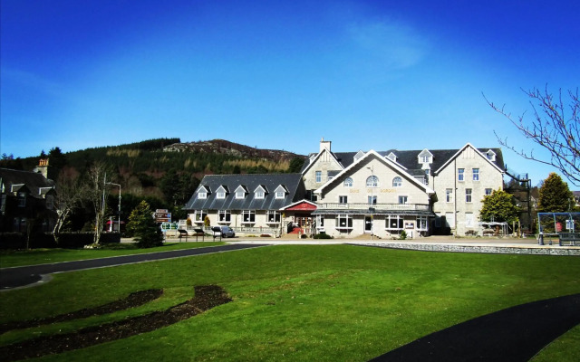Duke Of Gordon Hotel