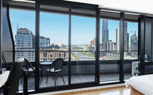 Roomerang at Katherine Place 23