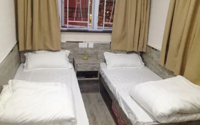 Hong Kong Hostel (Tsim Sha Tsui Mansion)