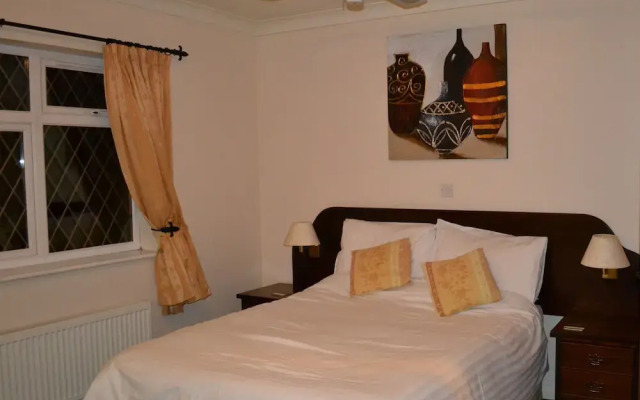 Oliver Twist Country Inn