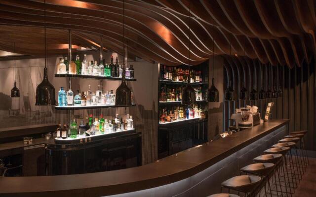 Motel One Hamburg - Alster