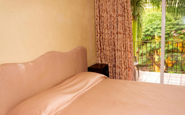 LC18 Cometa18 Center of Tamarindo 2bed 3bath