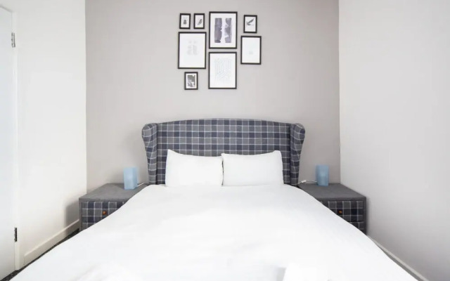 Oddfellows 5 Ensuite Double Room