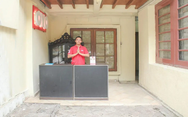 OYO 146 Menteng Residence Near Kementerian Perencanaan Pembangunan Nasional/Badan Perencanaan Pembangunan Nasional (Kementerian PPN/Bappenas)